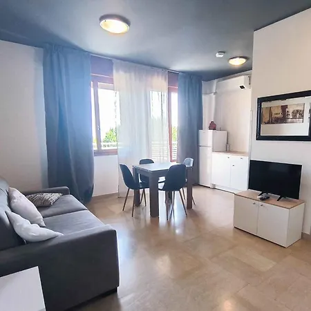 In 25353 Apartment *